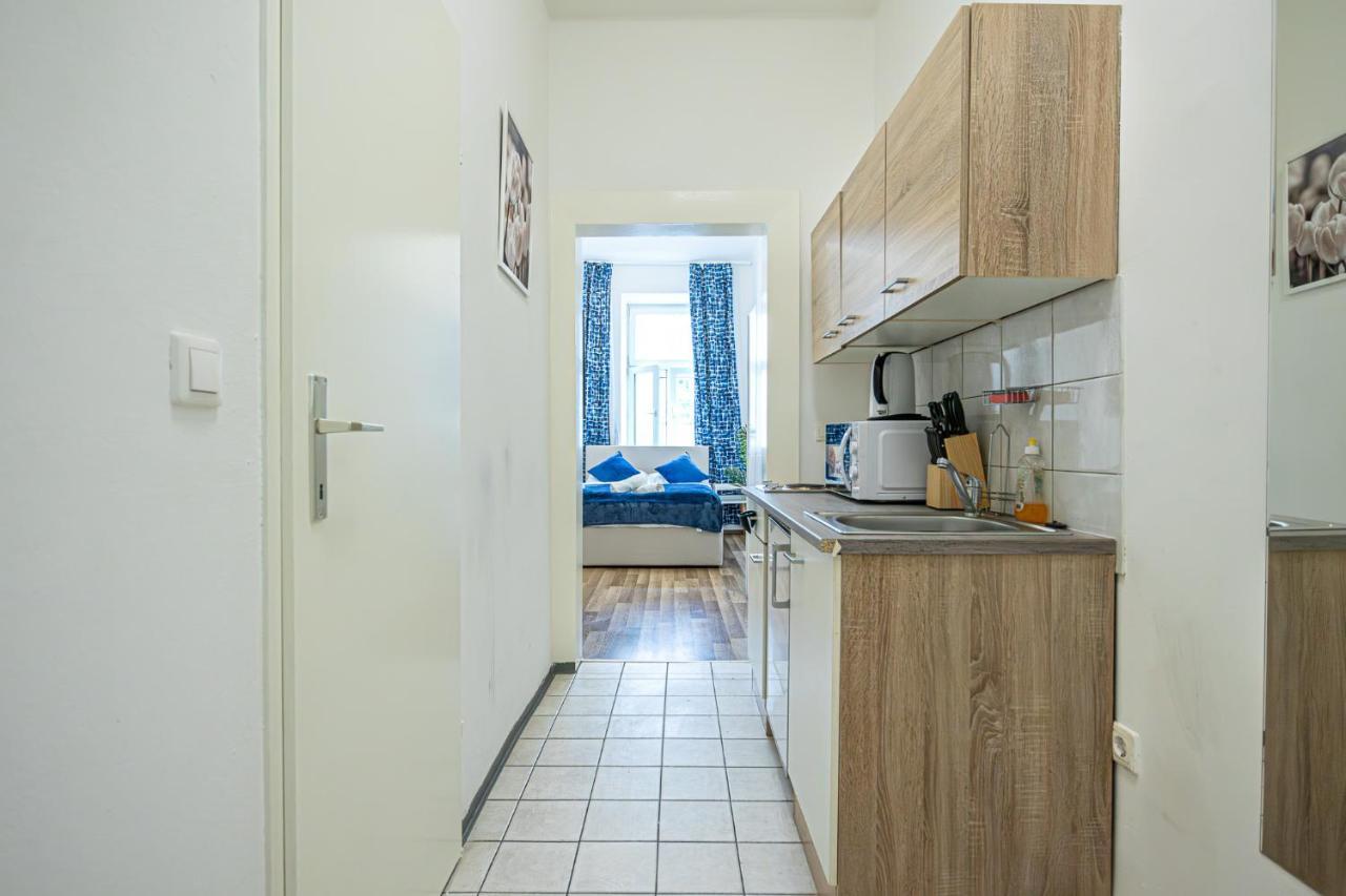 Modern Comforts: Chic Studio Apt Centrally Located Vienna Exterior photo